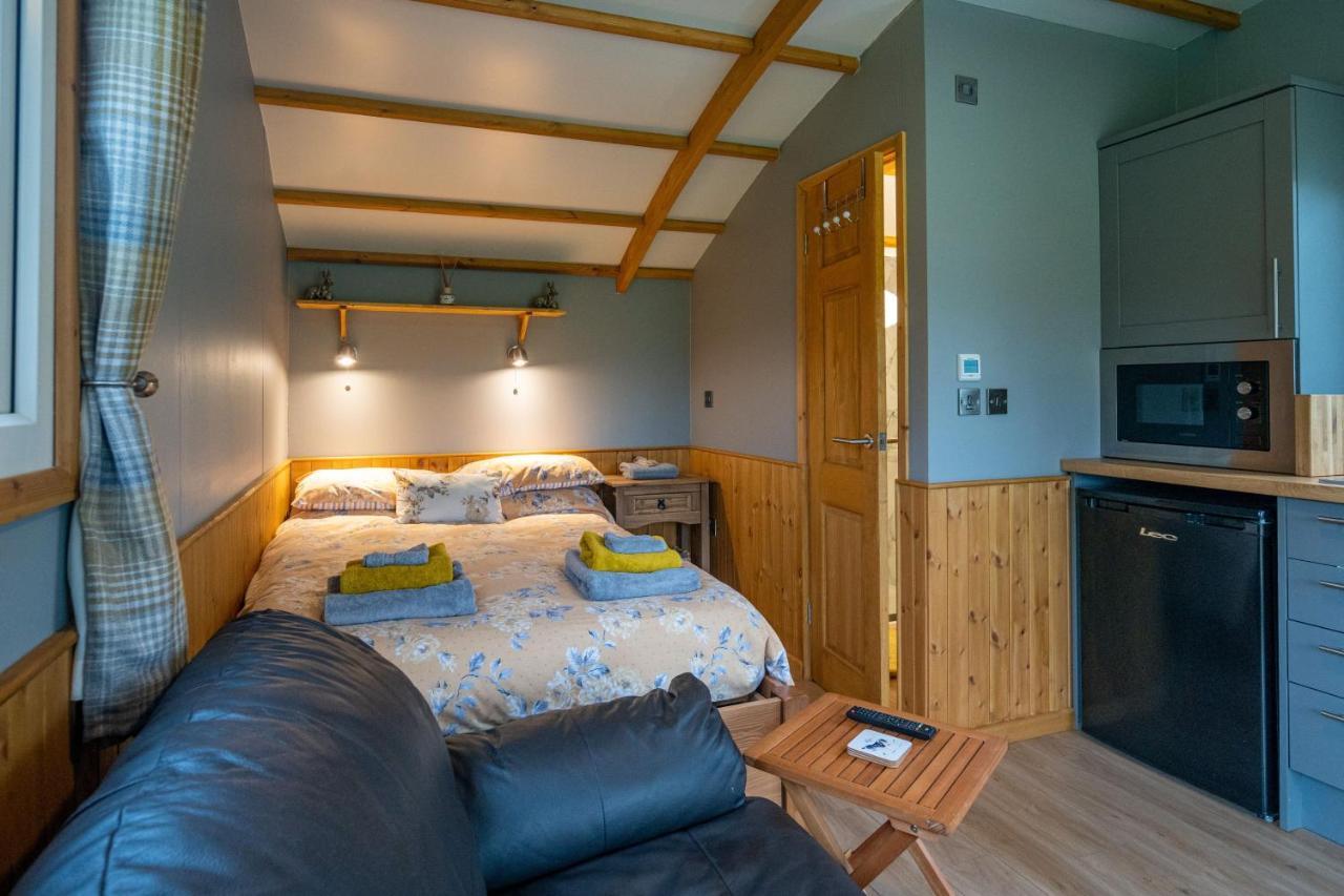The Elm Shepod - Smardale Mill Villa Buitenkant foto